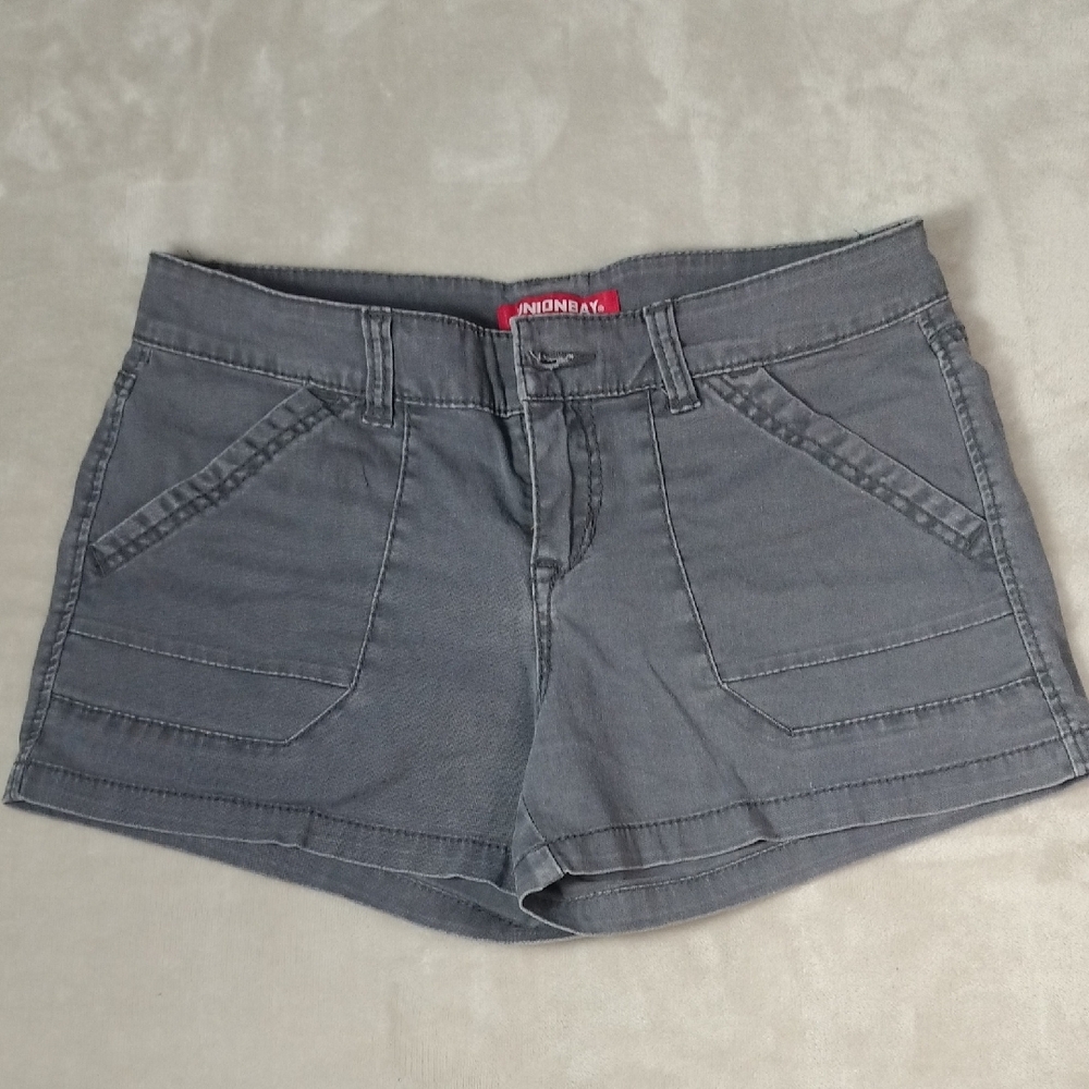 Unionbay Indigo Gray Jean Shorts with Stretchy Denim and Topstitching